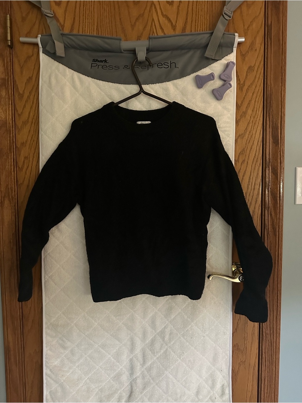 Reitmans Black Crewneck Pullover Sweater